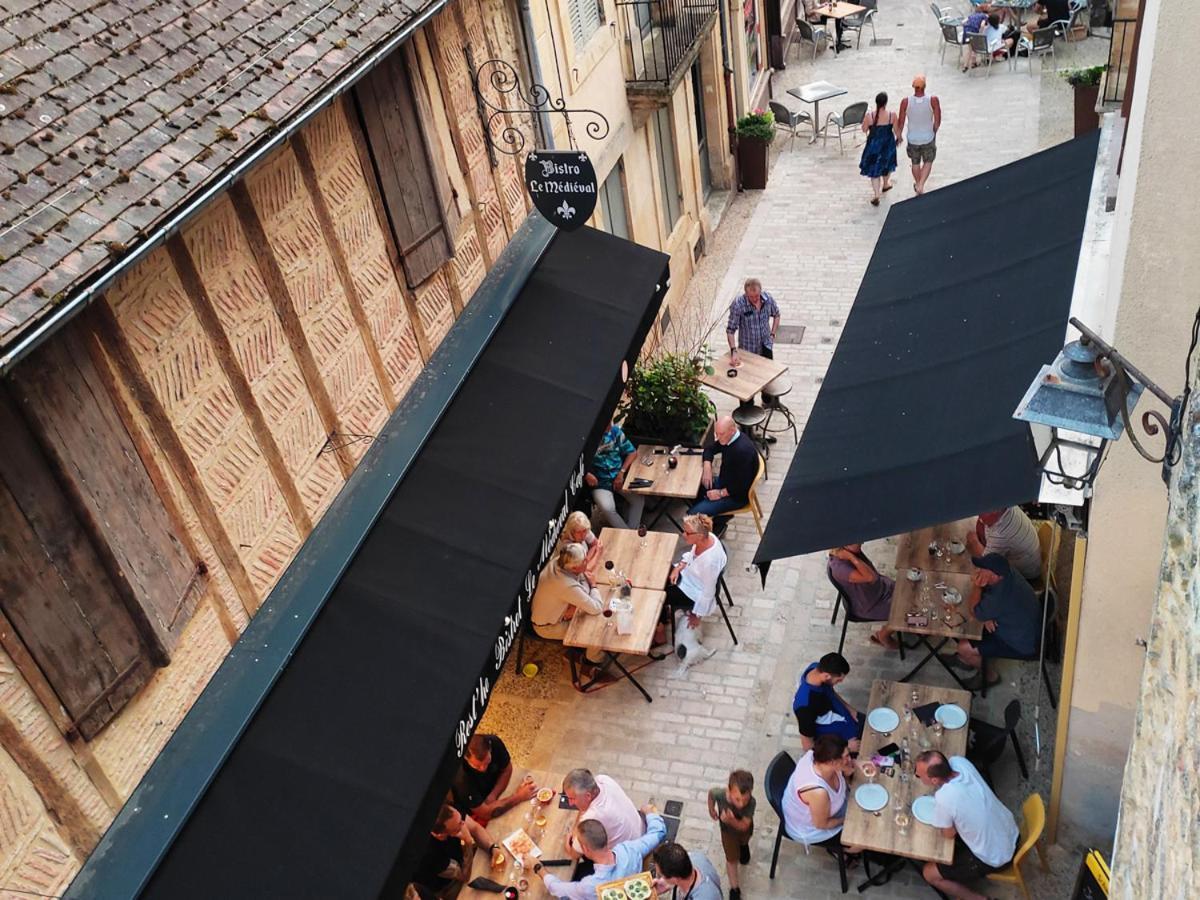 Planches Et Plonk Bed & Breakfast Belvès Exterior foto